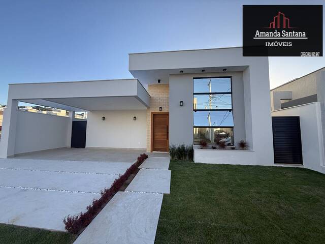 #245 - Casa para Venda em São Pedro da Aldeia - RJ